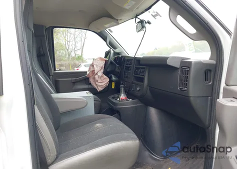 2020 GMC Savana Cargo Rwd 2500 Regular Wheelbase Work Van из США, поврежденный, VIN 1GTW7AFG0L1245749